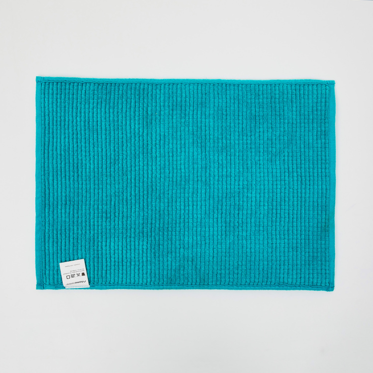 Essence Chennile Loop Anti-Slip Bathmat- 41 x 60 cm