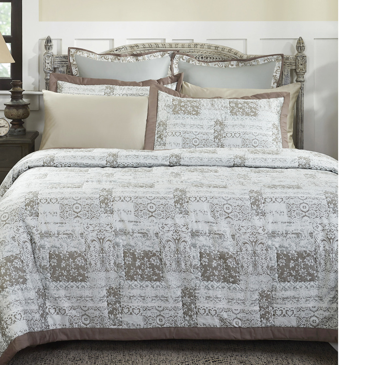 MASPAR Medieval Printed Double Bed Quilt - 228 x 265 cm