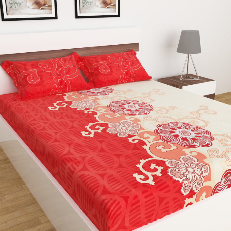 Carnival Hibiscus Printed Cotton King Size Bedsheet-Set Of 3 Pcs.