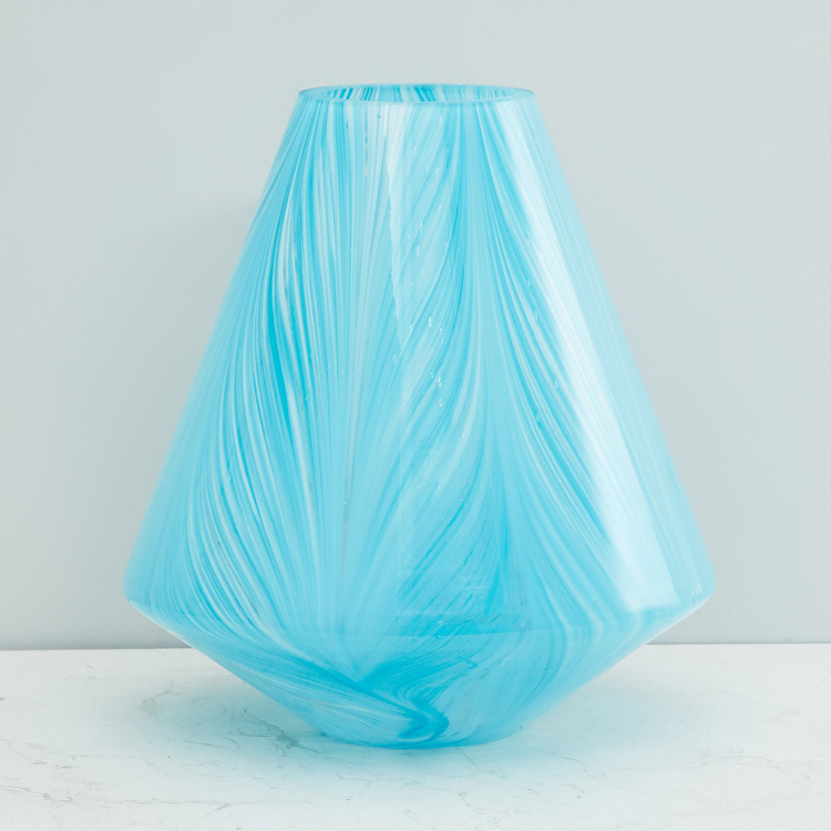 Splendid Conical Glass Vase
