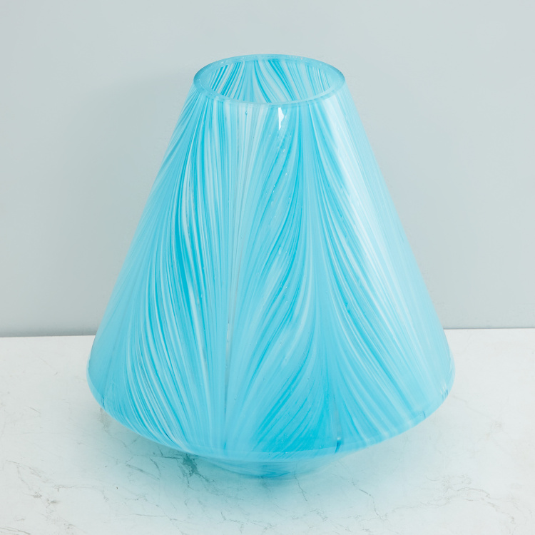 Splendid Conical Glass Vase