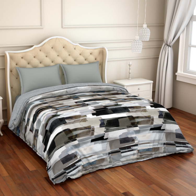 SPACES Bamboo Charcoal Printed Double-Bed Quilt Blanket - 224x 270 cm