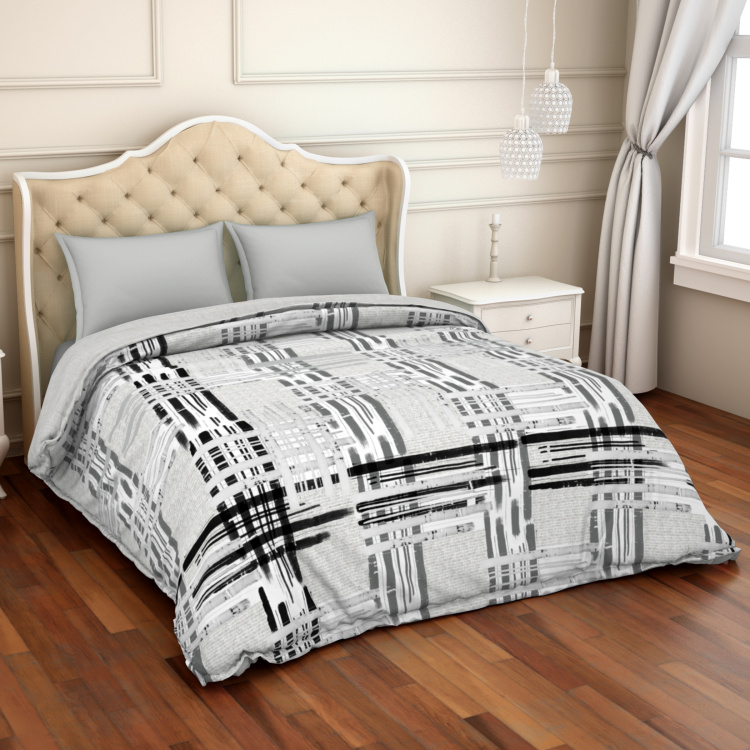 SPACES Bamboo Charcoal Printed Double-Bed Quilt Blanket - 224 x 270 cm