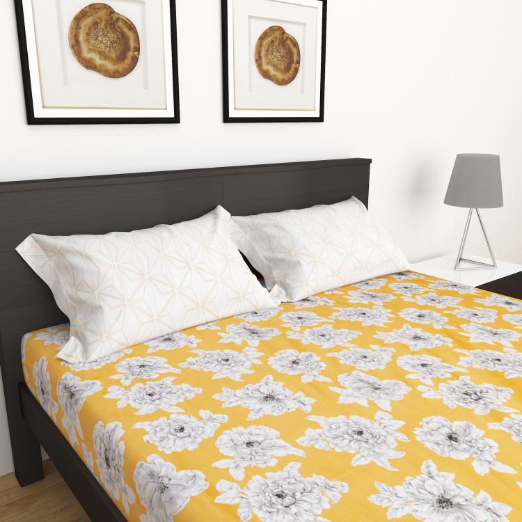 Carnival Floral Print 3-Pc. Queen Size Bedsheet Set - 150 X 190 cm