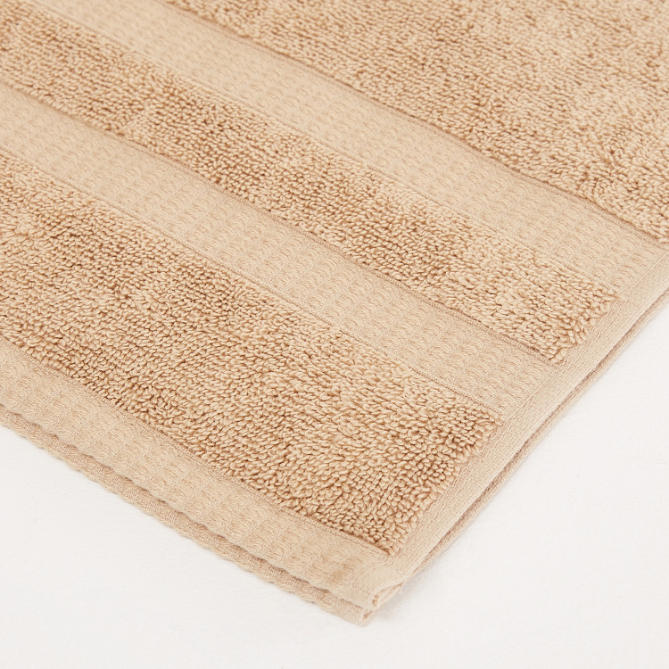 Organic Plush Solid Cotton  Bath Towel  : 70 cmL x 140 cmW  Multicolour