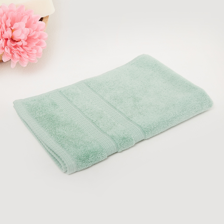 Organic Plush Solid Cotton  Hand Towel  : 40 cmL x 60 cmW  Multicolour