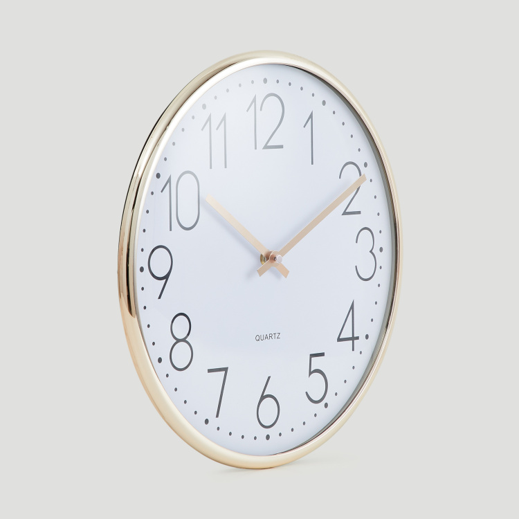 Casablanca- Clock Solid Round Single Pc. Wall clock - Plastic - Multicolour