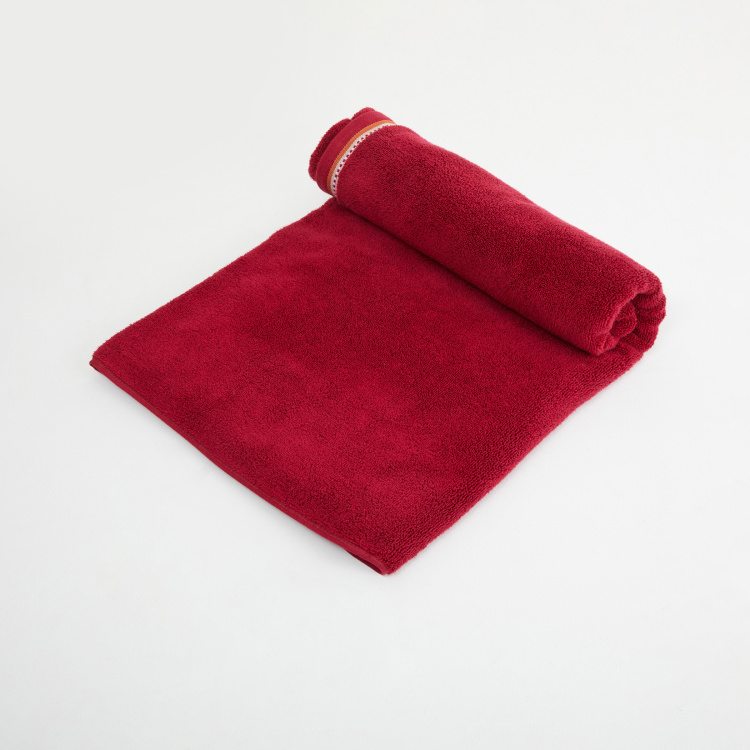India Inspired Shahi Darbar Maroon Solid Cotton Bath Towel - 150x70cm