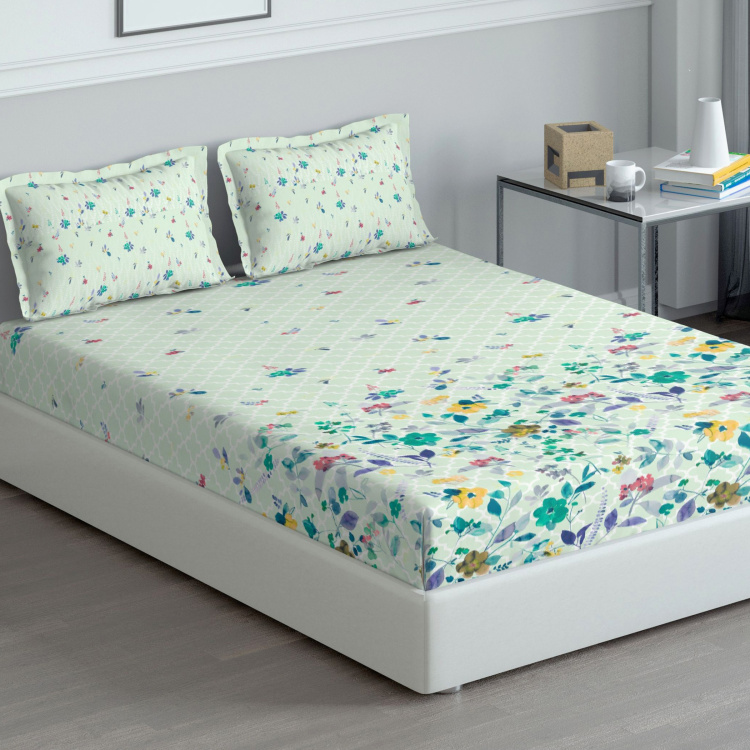 D'DECOR Cherish Floral Print 3-Piece King-Size Bedsheet Set - 274 x 274 cm