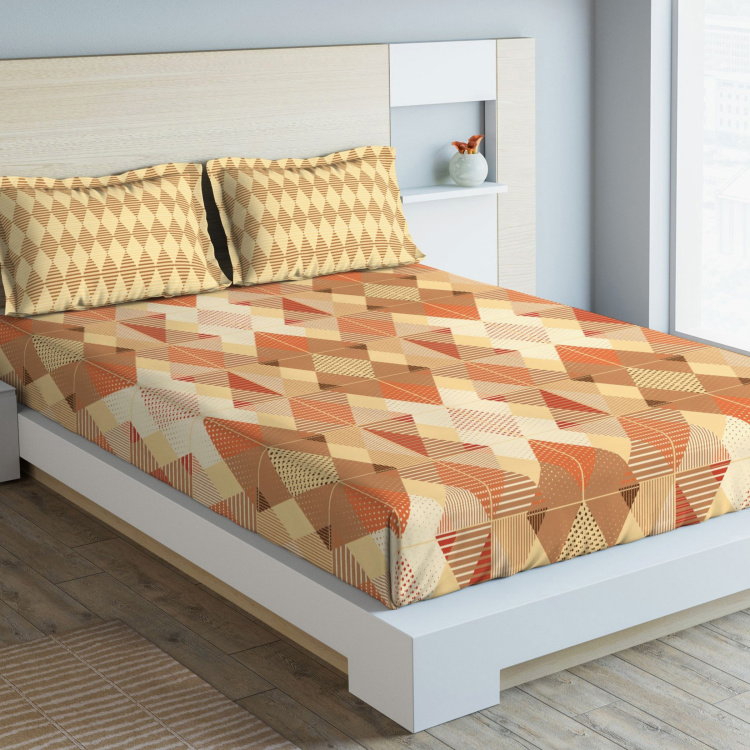 D'DECOR Maxima Geometric Print 3-Piece King-Size Bedsheet Set - 274 x 274 cm