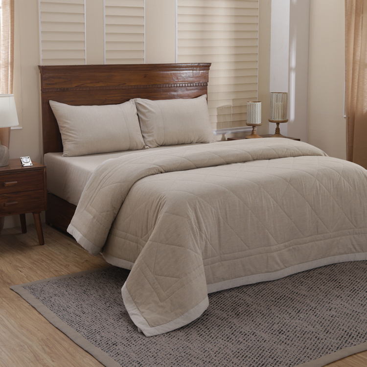 MASPAR Muted Dot Solid Single Bed Quilt - 152 x 250 cm