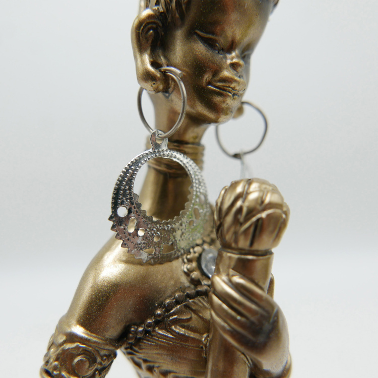 Corsica Polyresin African Musician Figurine